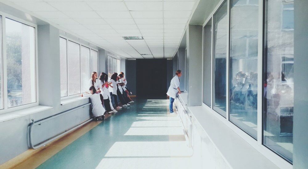 Reliable power distribution for hospital